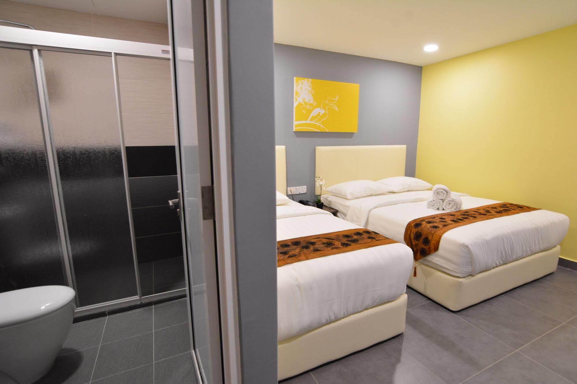 Sri Village Hotel Ампанг Экстерьер фото
