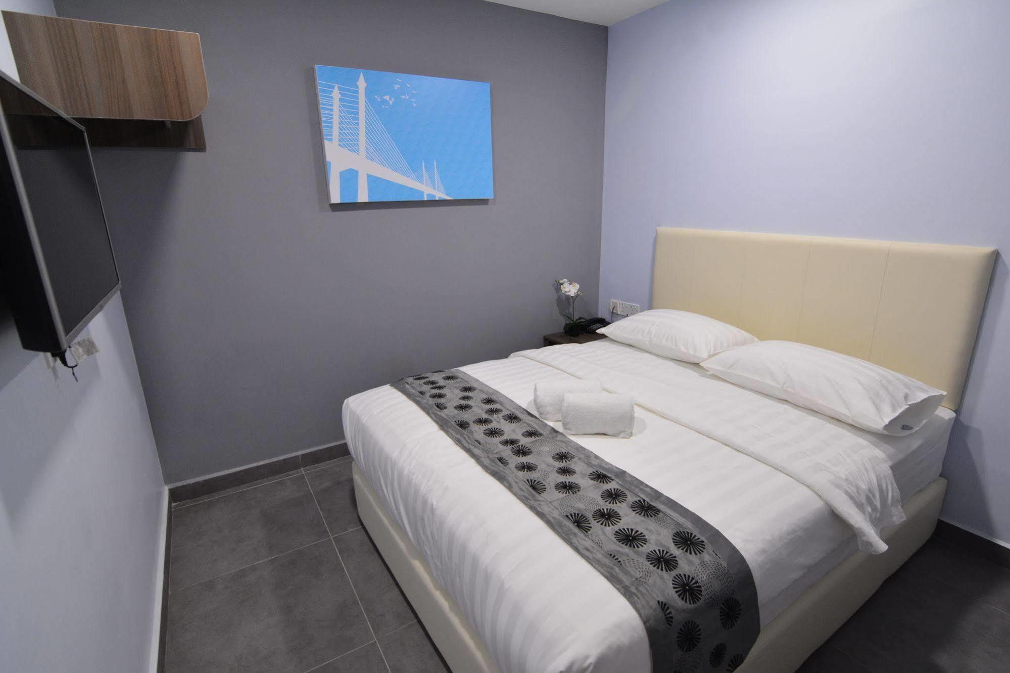 Sri Village Hotel Ампанг Экстерьер фото