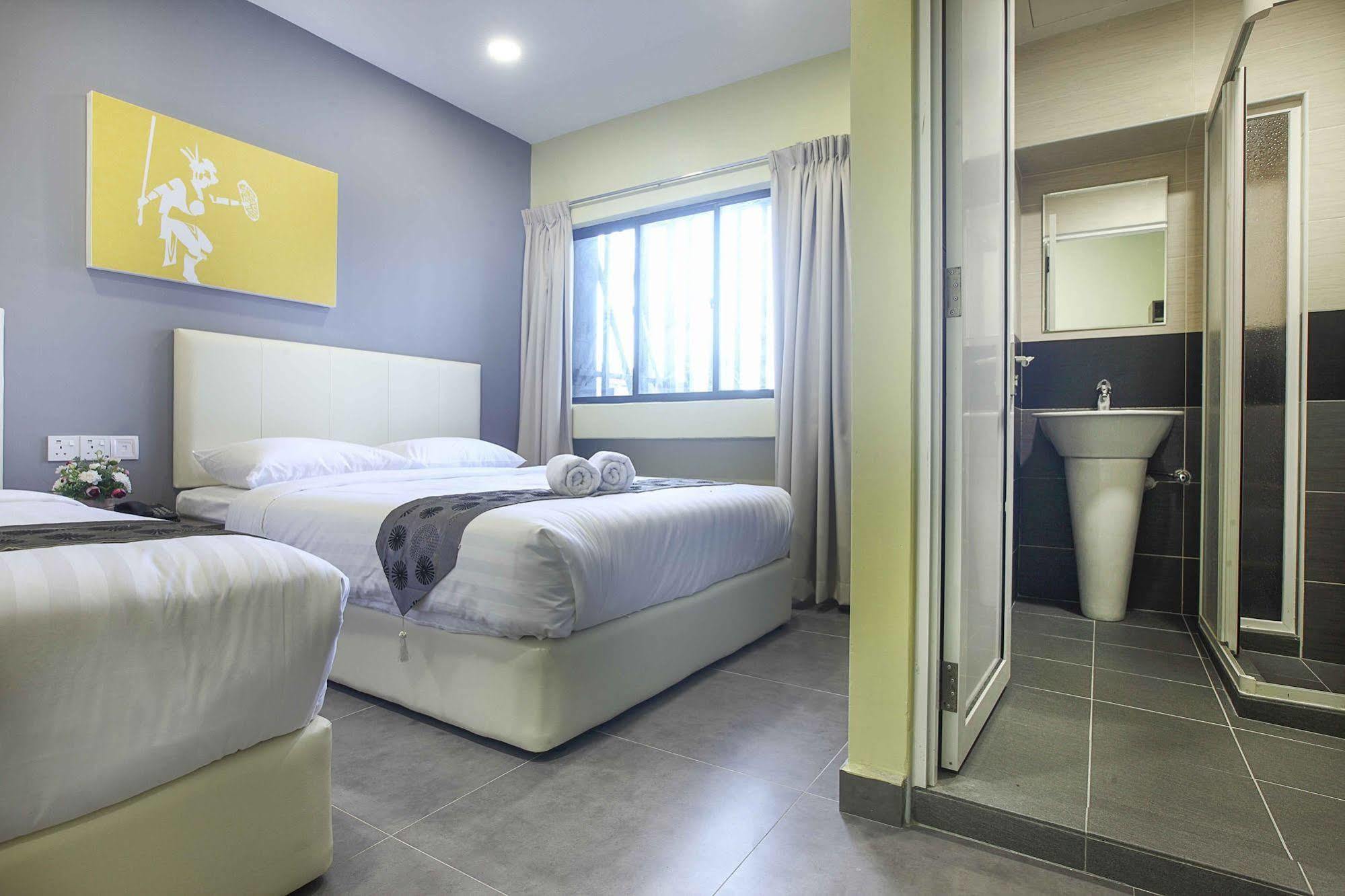 Sri Village Hotel Ампанг Экстерьер фото